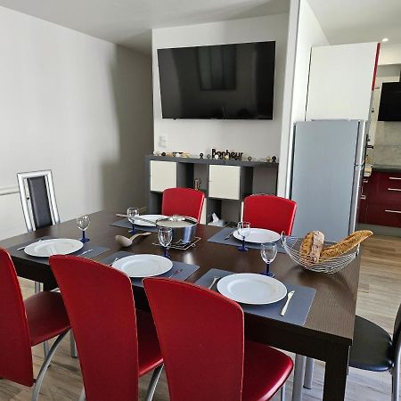 Chez Louise, Appartement T3 A Deux Pas Du Centre Bagneres-de-Luchon Екстер'єр фото