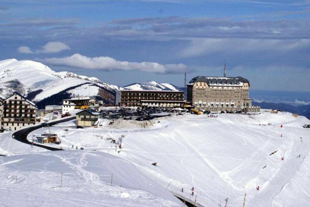 Chez Louise, Appartement T3 A Deux Pas Du Centre Bagneres-de-Luchon Екстер'єр фото